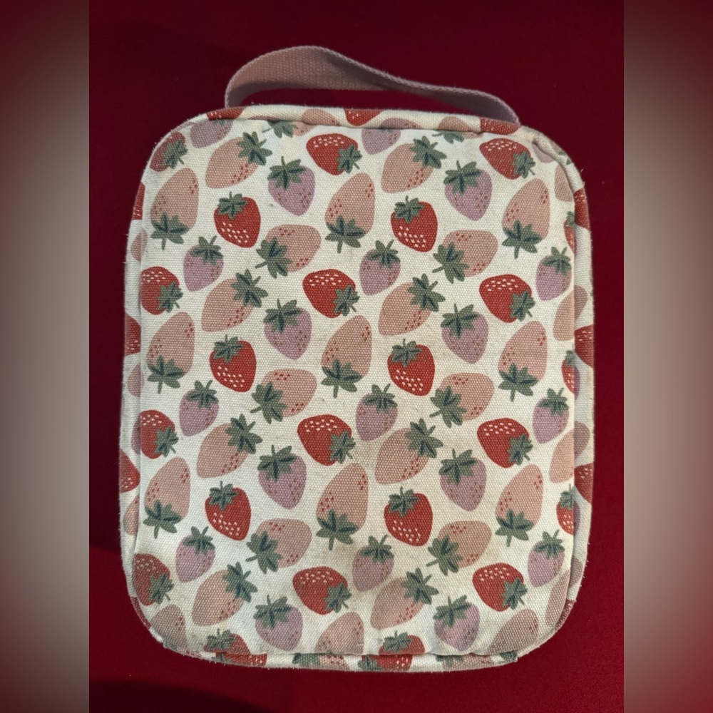 Strawberry Print Kids Lunch Bag Set - Picture 2 of 8